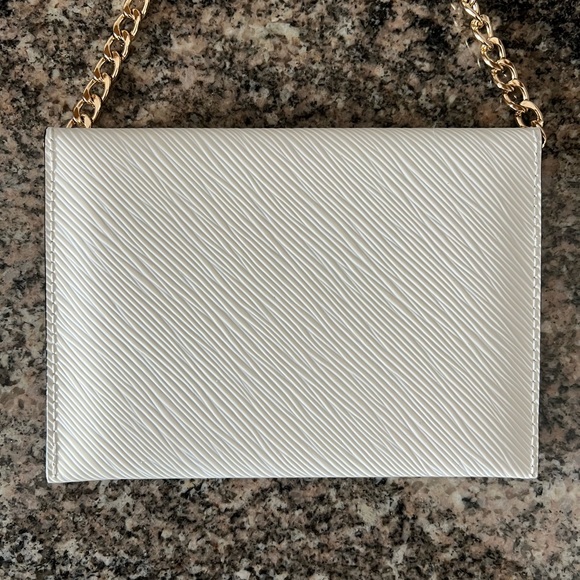 Louis Vuitton Kirigami Medium Pouchette - Picture 8 of 15